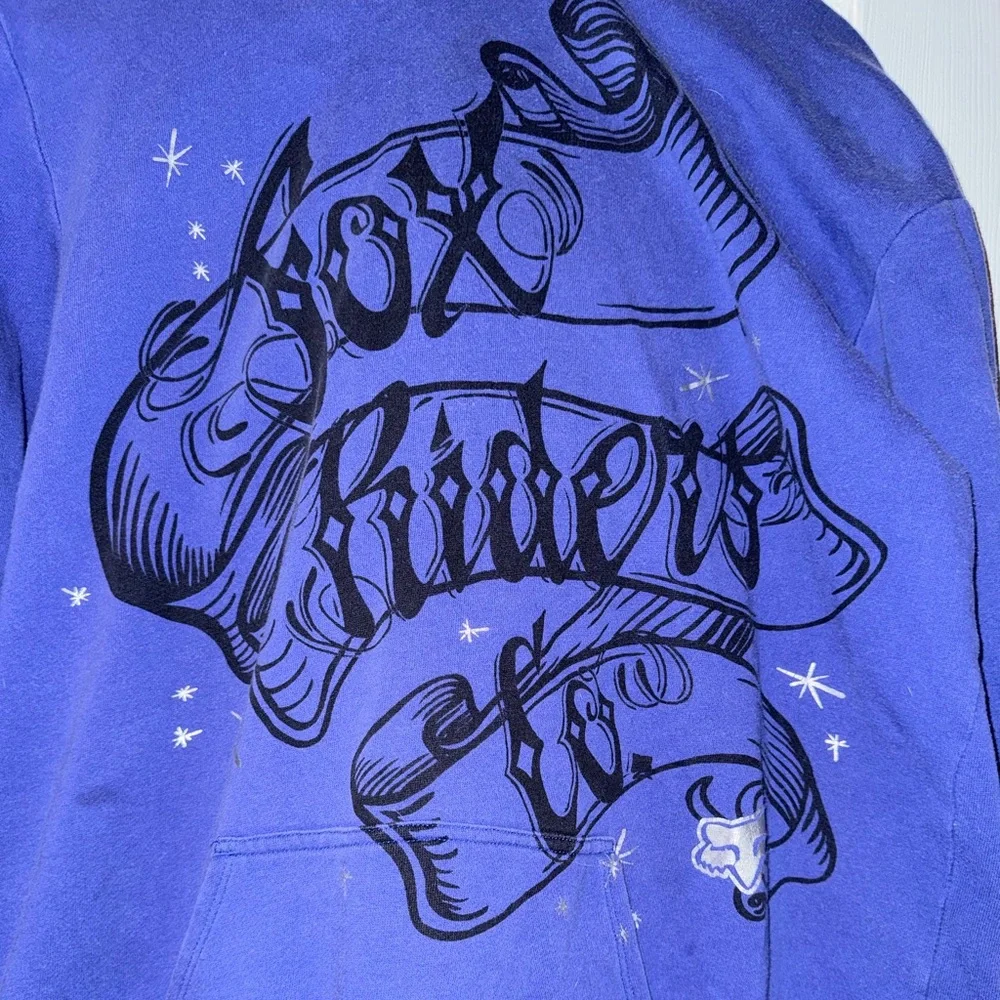 Fox Blue Graphic Crewneck Sweater - Picture 2 of 8